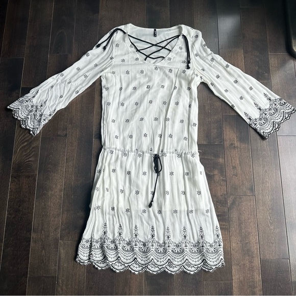 SMASH! BOHO WHITE & BLACK  LONG SLEEVES DRESS - S - Picture 4 of 11